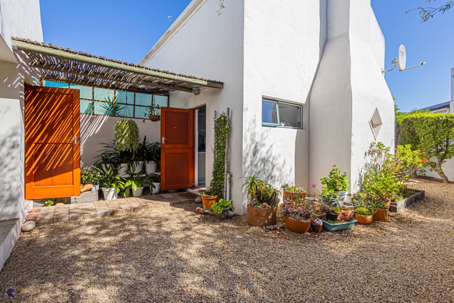 3 Bedroom Property for Sale in Country Club Western Cape